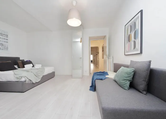 Monti Spacious 2
